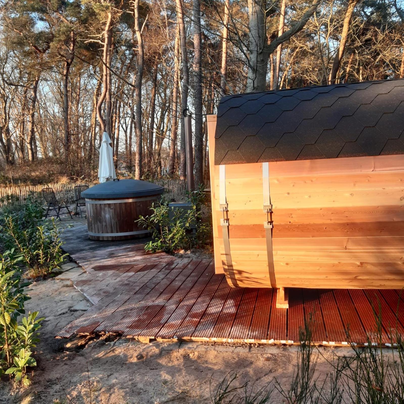Vakantiehuis Met Hottub En Barrelsauna Ommen Habitación foto
